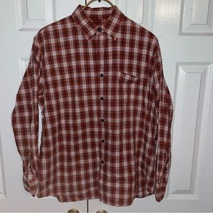 Dockers men’s large multicolored dress shirt! Excellent condition.